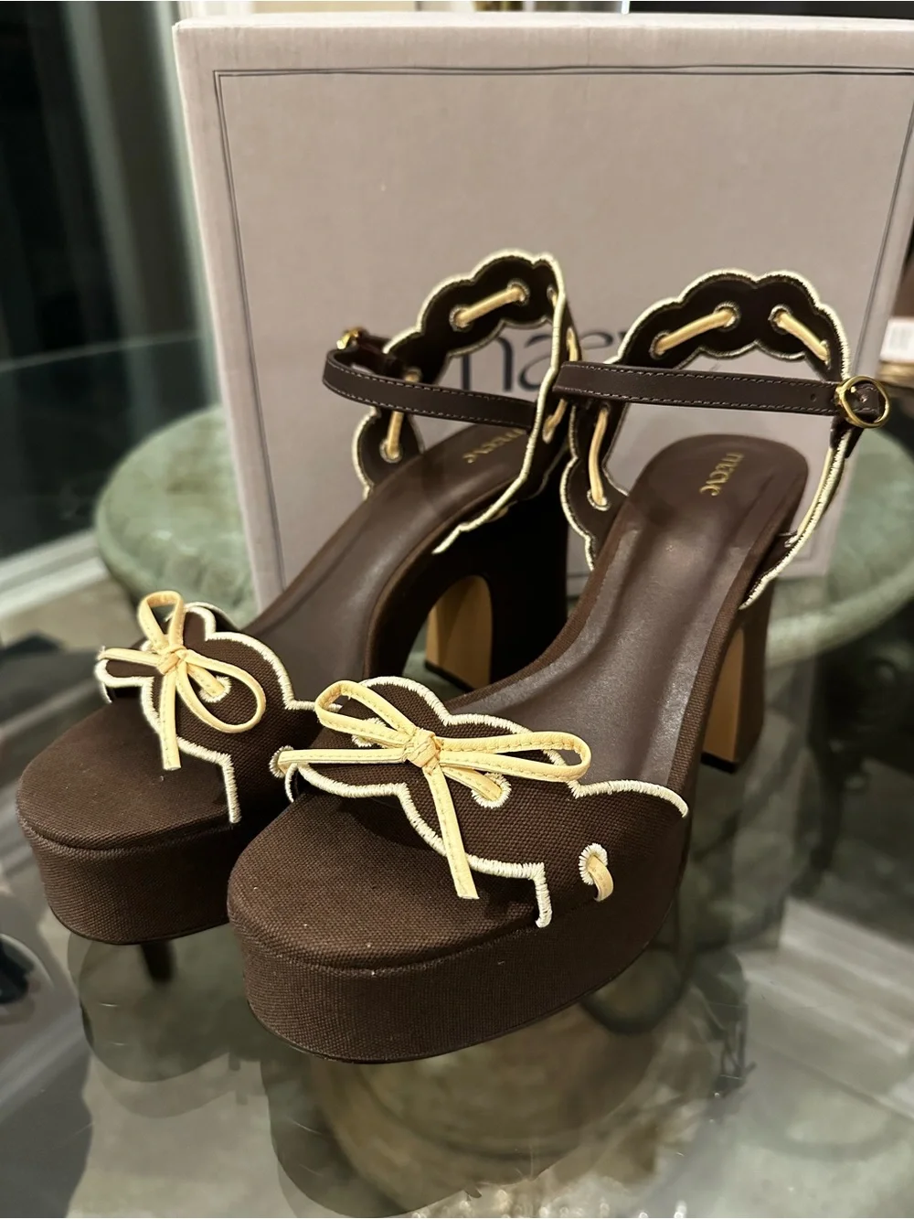 New in Box! Maeve Platform Block Heel Sandals in Dark Brown with Cream Trim 40